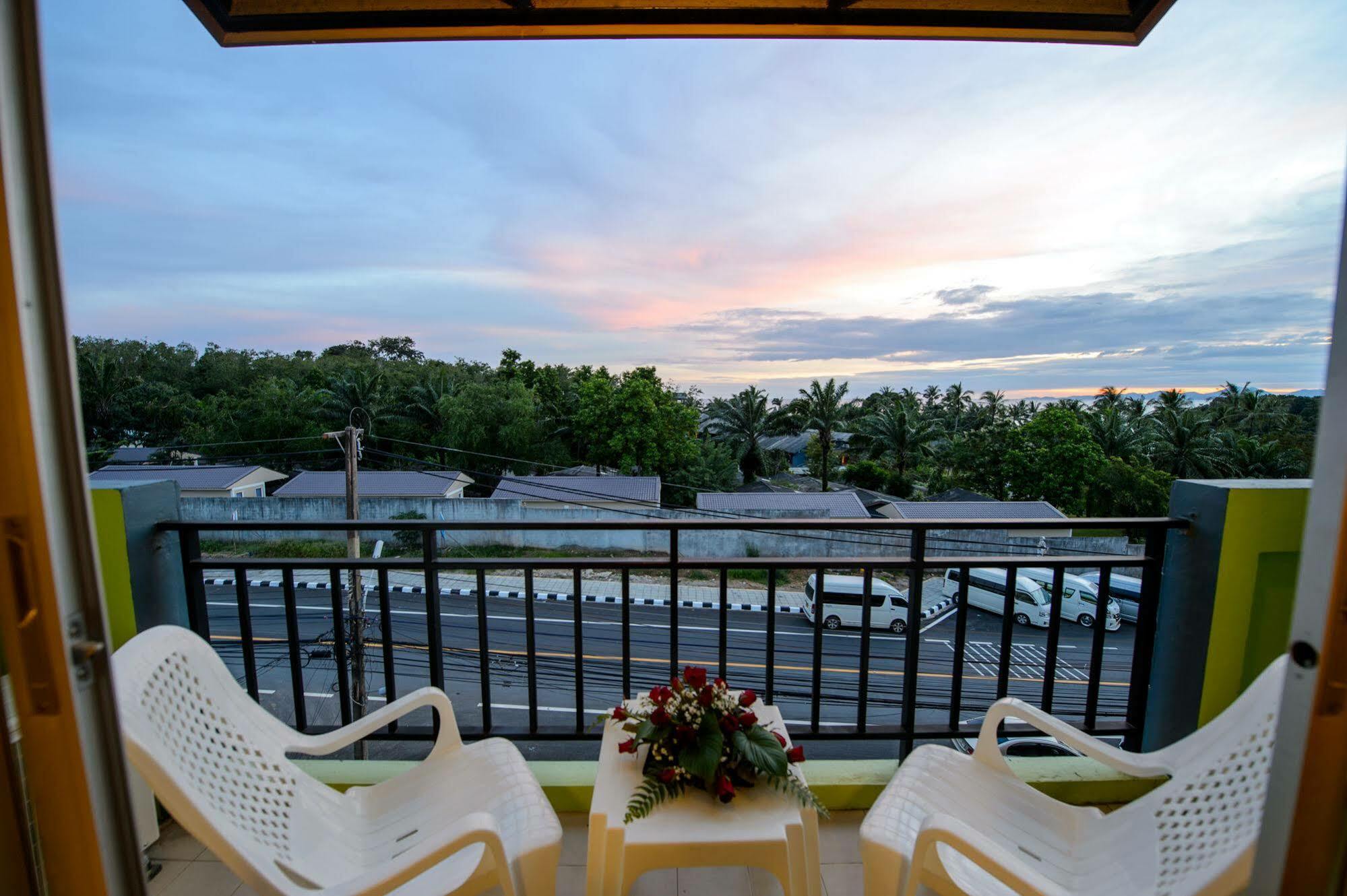 Bed and Breakfast Z-Talay House Клонг-Муанг-Бич Экстерьер фото